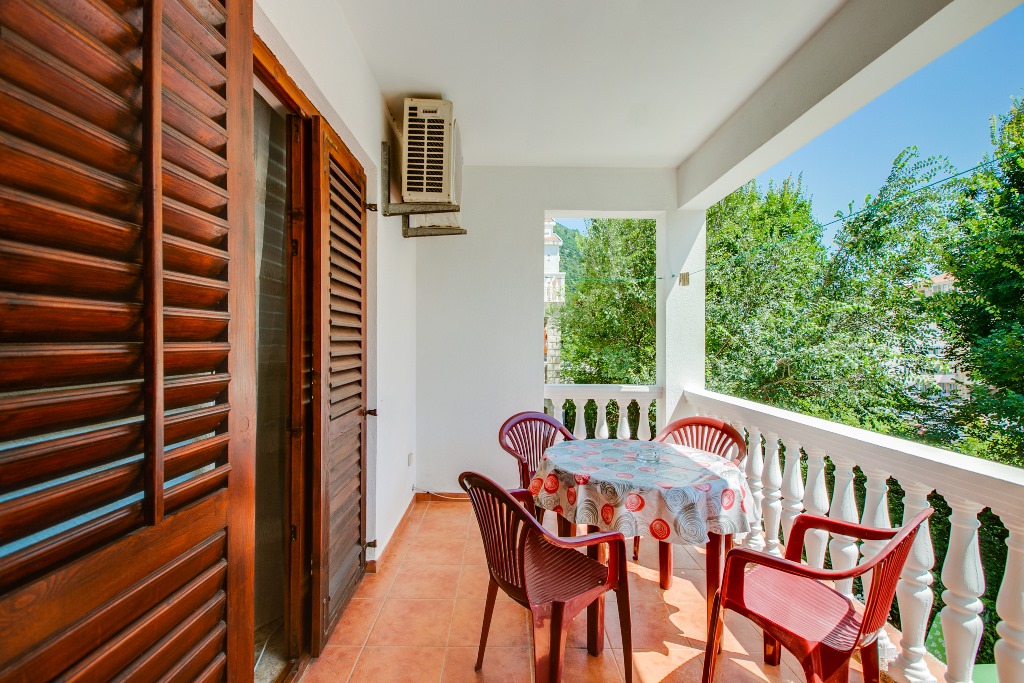 Image of Hotel - 13 Bedrooms - 13 Bathrooms for Sale in Budva-Budva-Montenegro, Image 12